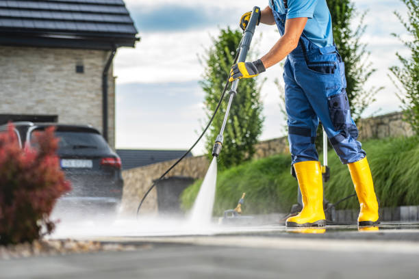 Best Pressure Washing Driveway  in Laurel, MT